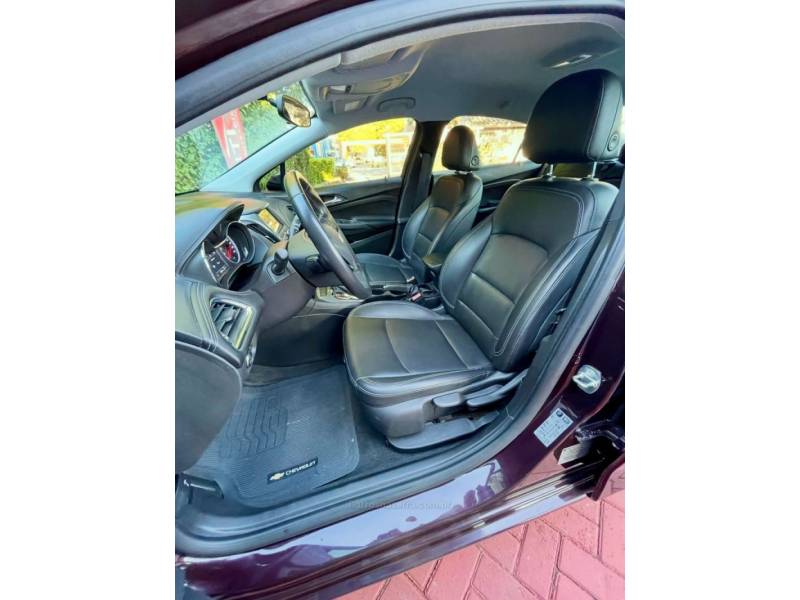 CHEVROLET - CRUZE - 2019/2020 - Vermelha - R$ 96.900,00