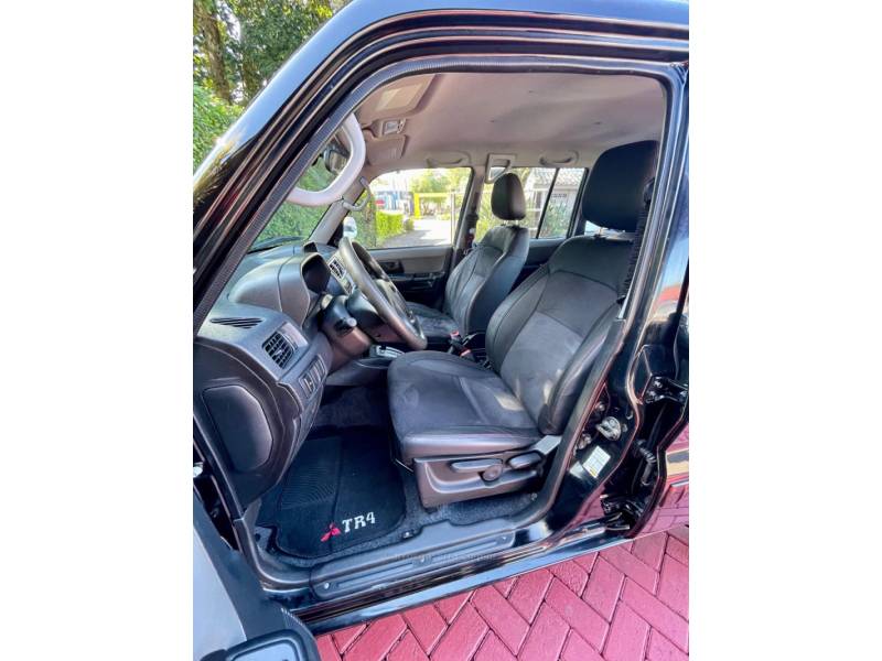 MITSUBISHI - PAJERO TR4 - 2008/2008 - Preta - R$ 48.900,00