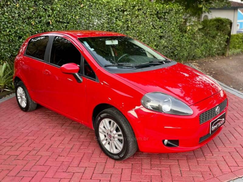 FIAT - PUNTO - 2011/2012 - Vermelha - R$ 37.900,00