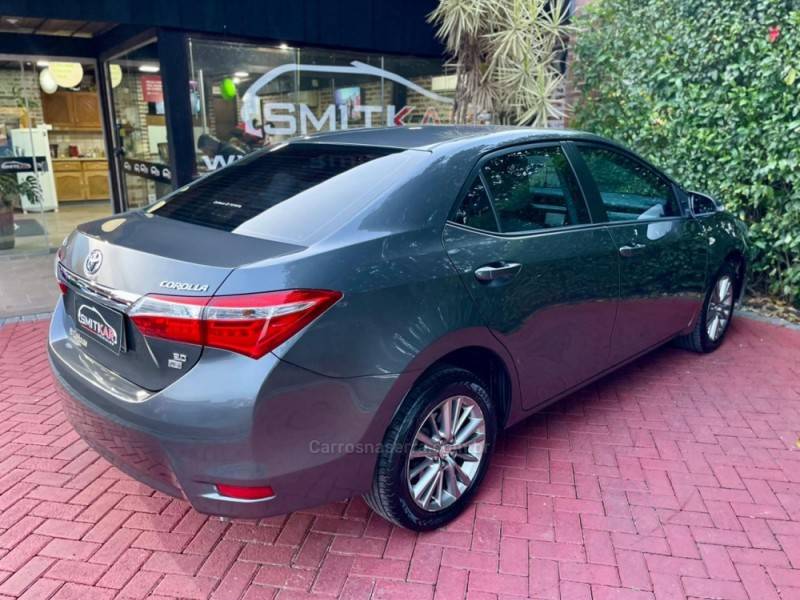 TOYOTA - COROLLA - 2016/2016 - Cinza - R$ 89.900,00