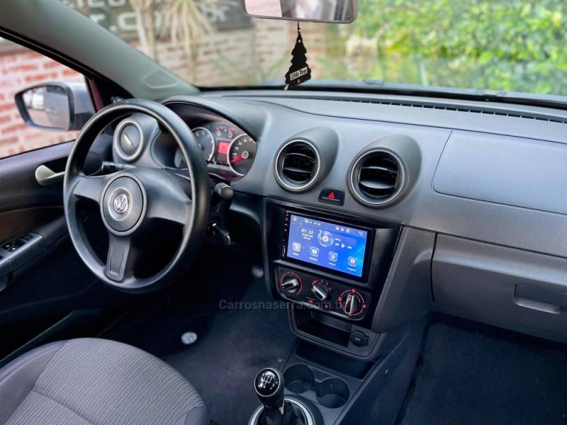 VOLKSWAGEN - GOL - 2013/2013 - Prata - R$ 38.900,00