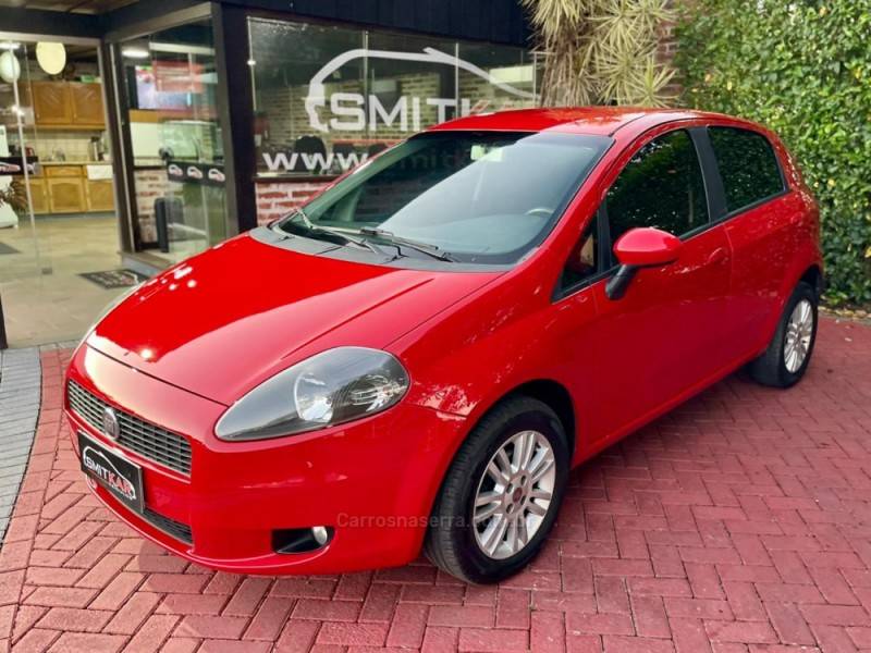 FIAT - PUNTO - 2011/2012 - Vermelha - R$ 37.900,00