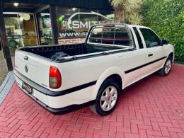 VOLKSWAGEN - SAVEIRO - 2005/2005 - Branca - R$ 25.900,00