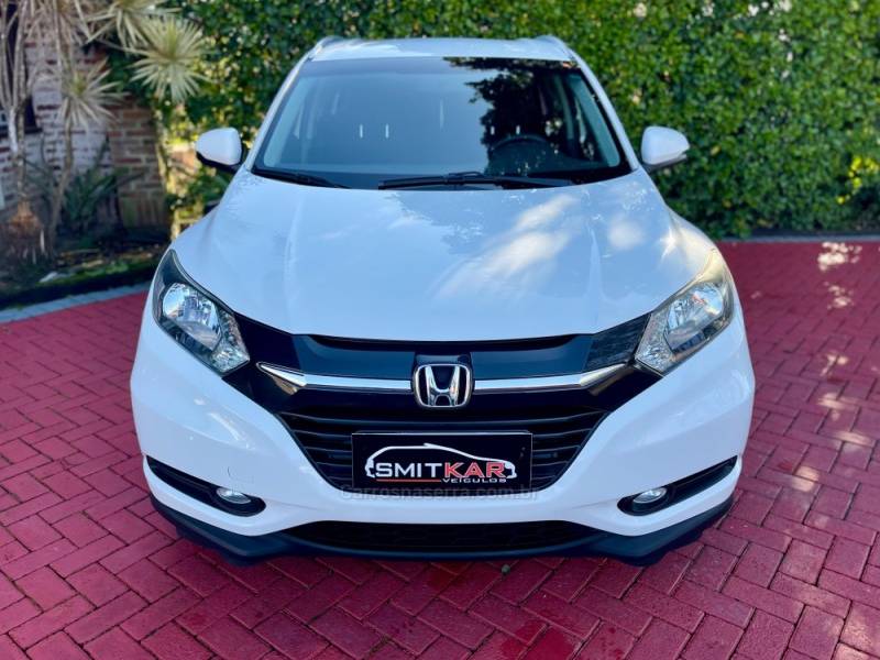 HONDA - HR-V - 2015/2016 - Branca - R$ 87.900,00