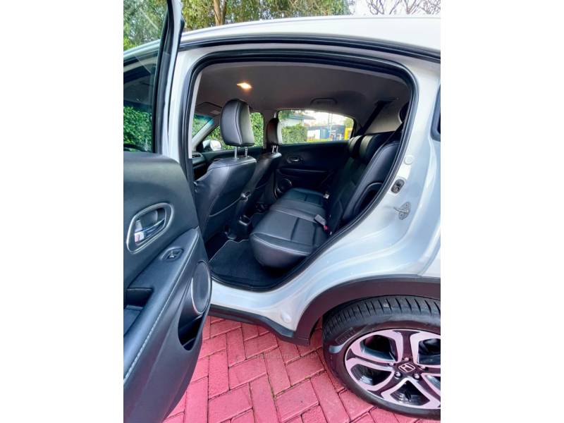 HONDA - HR-V - 2017/2018 - Branca - R$ 104.900,00