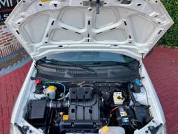 FIAT - STRADA - 2015/2016 - Branca - R$ 65.900,00