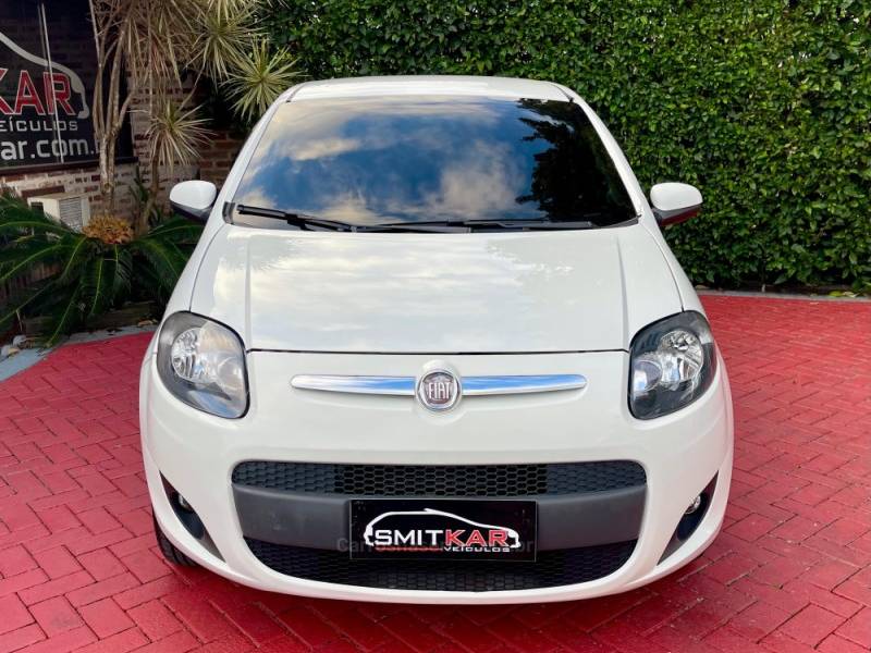FIAT - PALIO - 2013/2013 - Branca - R$ 38.900,00