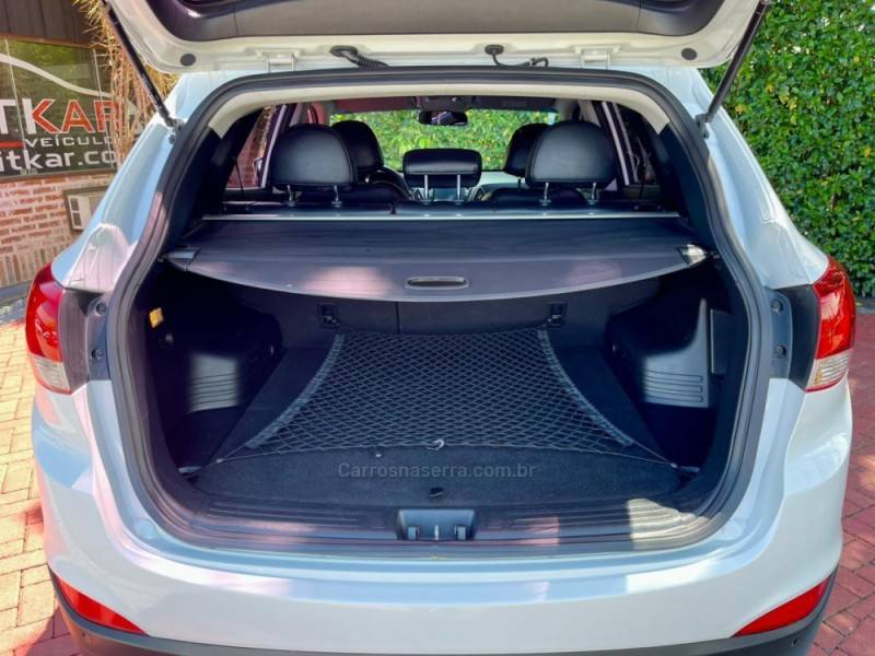 HYUNDAI - IX35 - 2018/2019 - Branca - R$ 92.900,00