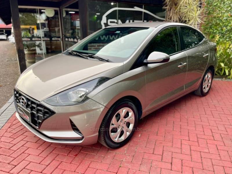 HYUNDAI - HB20 - 2021/2022 - Prata - R$ 66.900,00