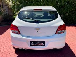 CHEVROLET - ONIX - 2017/2017 - Branca - R$ 48.900,00