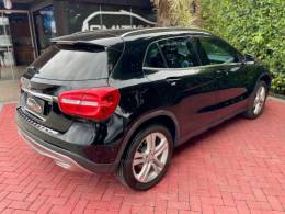 MERCEDES-BENZ - GLA 200 - 2017/2017 - Preta - R$ 115.900,00