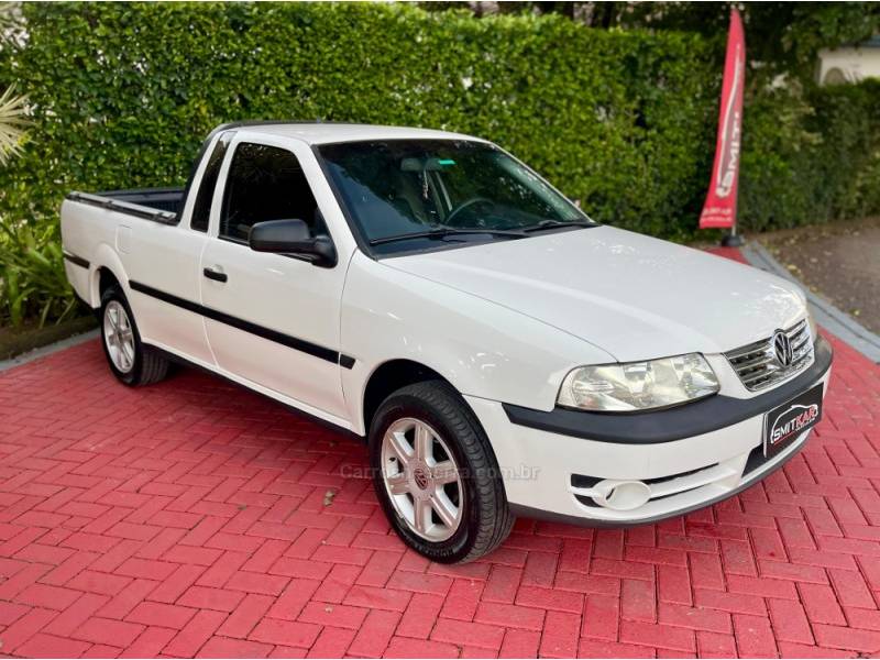VOLKSWAGEN - SAVEIRO - 2005/2005 - Branca - R$ 25.900,00