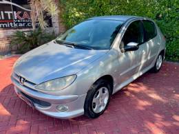 PEUGEOT - 206 - 2007/2008 - Prata - R$ 17.900,00