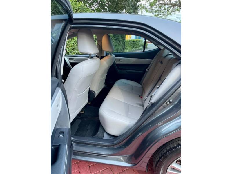 TOYOTA - COROLLA - 2016/2016 - Cinza - R$ 89.900,00