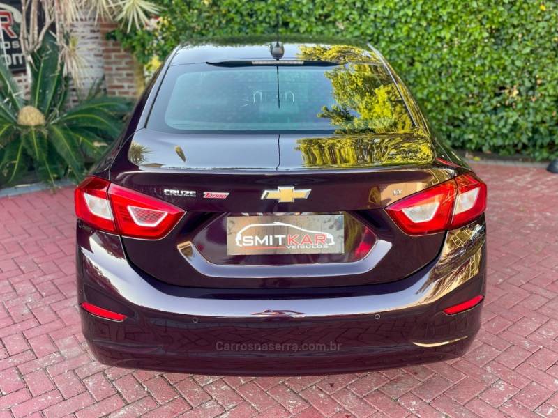 CHEVROLET - CRUZE - 2019/2020 - Vermelha - R$ 96.900,00