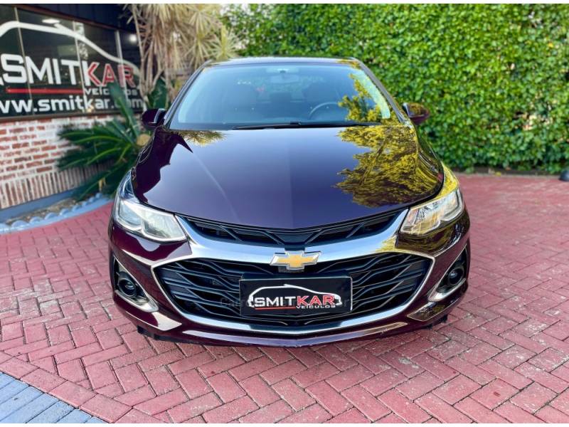 CHEVROLET - CRUZE - 2019/2020 - Vermelha - R$ 96.900,00