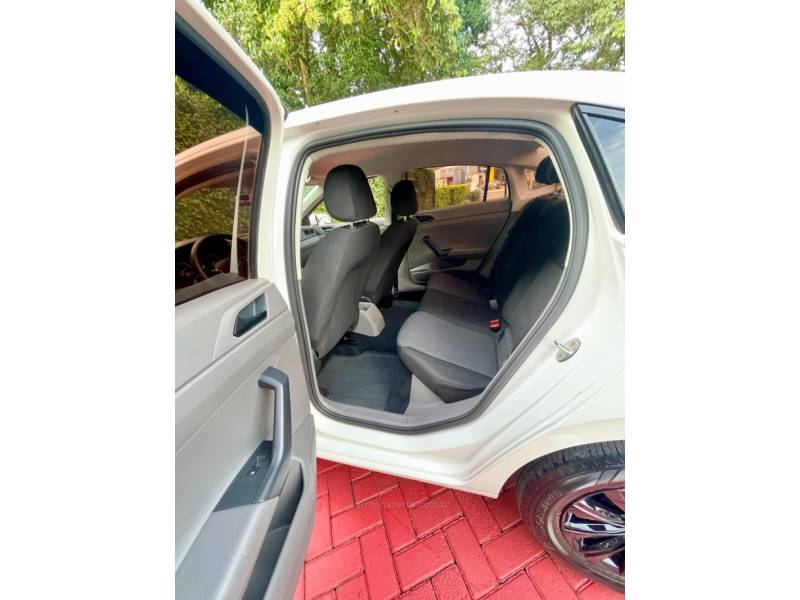 VOLKSWAGEN - VIRTUS - 2018/2018 - Branca - R$ 64.900,00