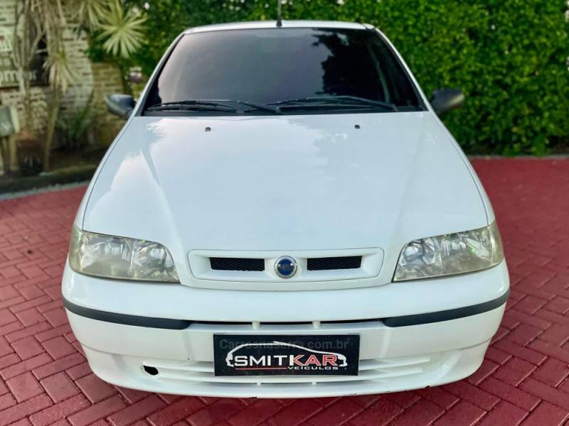 FIAT - PALIO - 2003/2003 - Branca - R$ 15.900,00