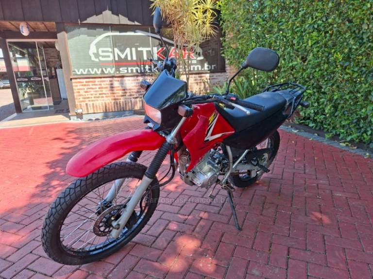 YAMAHA - XTZ 125 - 2003/2003 - Vermelha - R$ 6.500,00