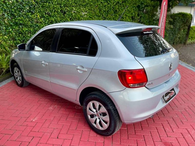 VOLKSWAGEN - GOL - 2013/2013 - Prata - R$ 38.900,00