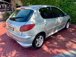 PEUGEOT - 206 - 2007/2008 - Prata - R$ 17.900,00