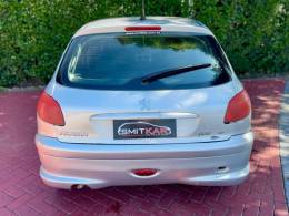 PEUGEOT - 206 - 2007/2008 - Prata - R$ 17.900,00