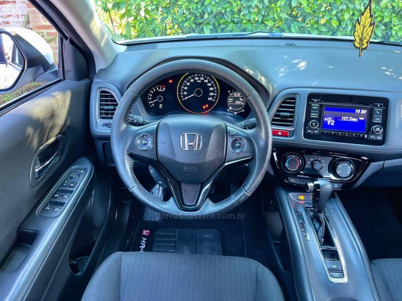 HONDA - HR-V - 2015/2016 - Branca - R$ 87.900,00