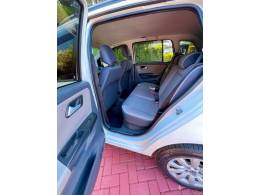 VOLKSWAGEN - SPACEFOX - 2011/2012 - Branca - R$ 42.900,00