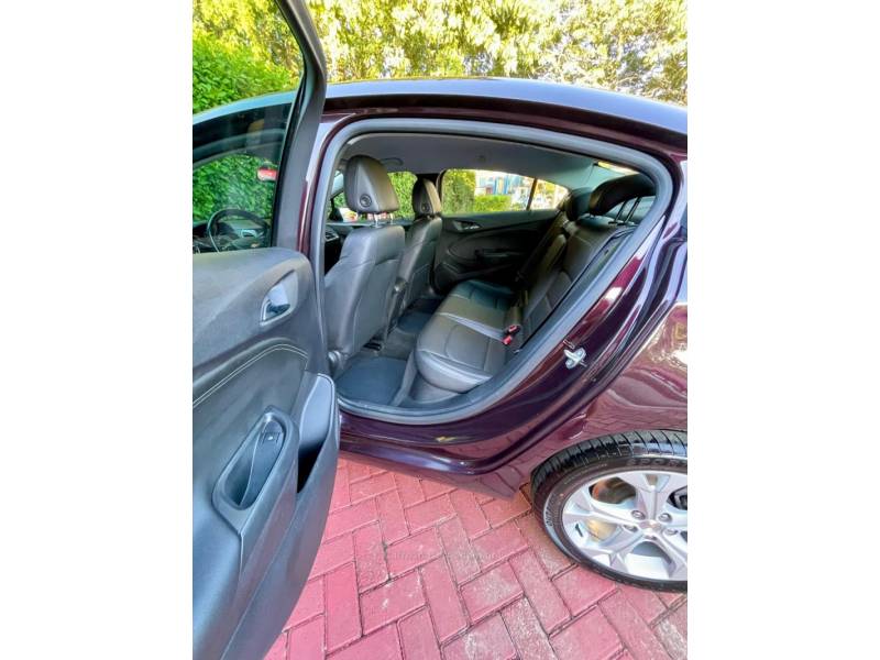 CHEVROLET - CRUZE - 2019/2020 - Vermelha - R$ 96.900,00