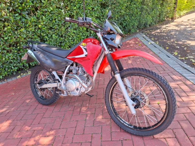 YAMAHA - XTZ 125 - 2003/2003 - Vermelha - R$ 6.500,00